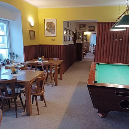 Hostinec Peterka Šumperk Exteriör bild