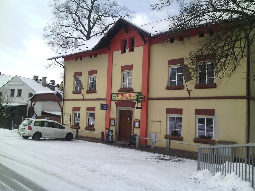 Hostinec Peterka Šumperk Exteriör bild