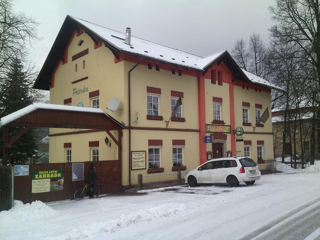 Hostinec Peterka Šumperk Exteriör bild